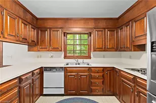 182 Ridgewood Dr, Mount Airy, NC 27030 - Photo 18