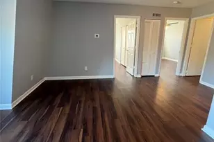 517 Market St, Graham, NC 27253 - Photo 2