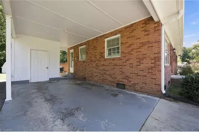 625 Holly Street, Burlington, NC 27217 - Photo 18