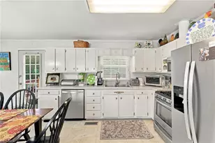 625 Holly St, Burlington, NC 27217 - Photo 10