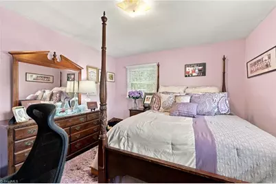 625 Holly Street, Burlington, NC 27217 - Photo 16