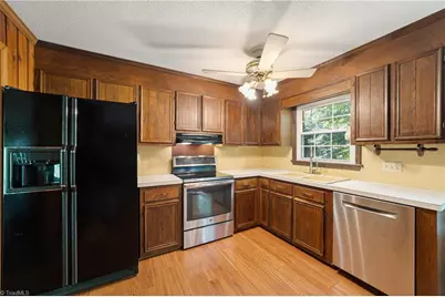 6700 Skylark Road, Pfafftown, NC 27040 - Photo 14