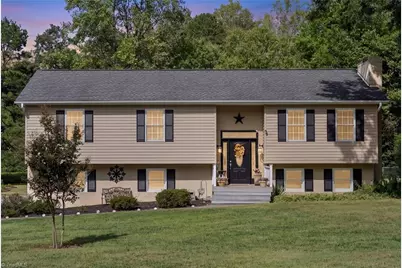 486 Lori Lane, Winston-Salem, NC 27127 - Photo 2