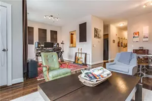360 S Elm St, Greensboro, NC 27401 - Photo 10
