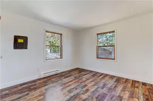 1025 Harris St, Eden, NC 27288 - Photo 14