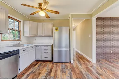 1025 Harris Street, Eden, NC 27288 - Photo 12