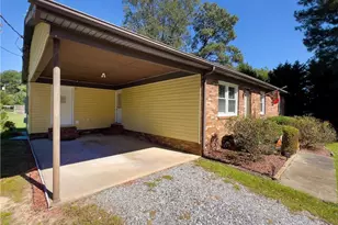 4851 Westray Ln, Walkertown, NC 27051 - Photo 2