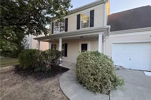 4712 Chestfield Ln, Greensboro, NC 27407 - Photo 2