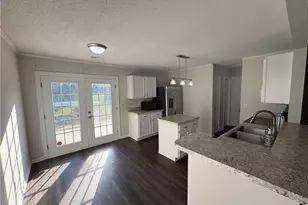 4712 Chestfield Ln, Greensboro, NC 27407 - Photo 6