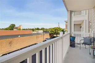 605 Market St, Greensboro, NC 27401 - Photo 30