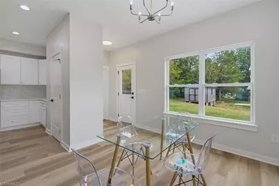 207 E Parker Street, Graham, NC 27253 - Photo 22