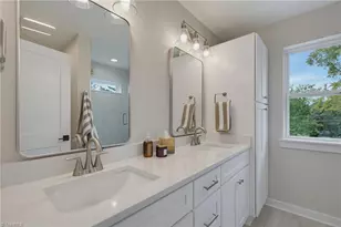 207 E Parker St, Graham, NC 27253 - Photo 6