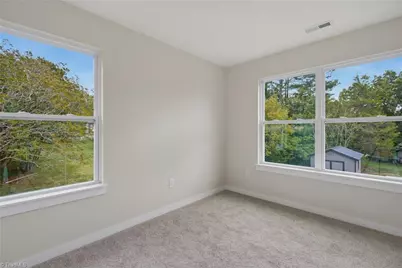 207 E Parker Street, Graham, NC 27253 - Photo 14