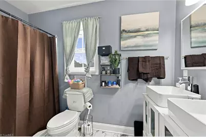 429 Monroe Street, Eden, NC 27288 - Photo 8