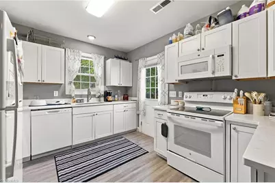 429 Monroe Street, Eden, NC 27288 - Photo 6