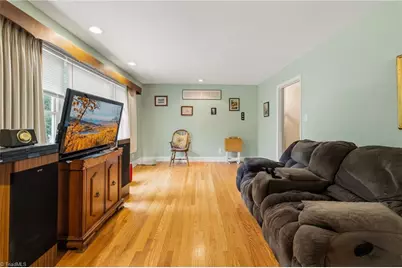 1609 Normandy Lane, Winston-Salem, NC 27103 - Photo 10