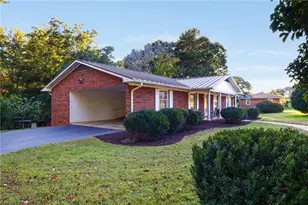 113 Glendale Rd, Lexington, NC 27292 - Photo 8
