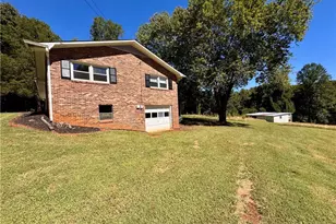 140 Northeast Cir, Elkin, NC 28621 - Photo 34