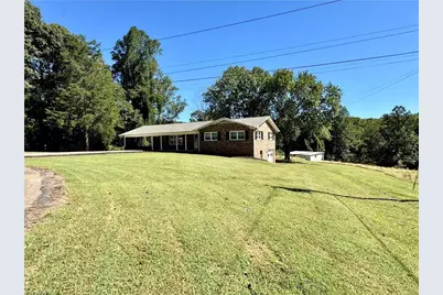 140 Northeast Circle, Elkin, NC 28621 - Photo 2