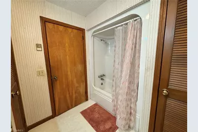 140 Northeast Circle, Elkin, NC 28621 - Photo 18