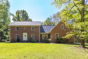 6100 Pintail Ct, Oak Ridge, NC 27310 - Photo 6
