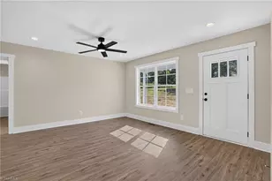329 Lake Park Rd, Asheboro, NC 27205 - Photo 10