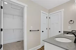 329 Lake Park Rd, Asheboro, NC 27205 - Photo 36
