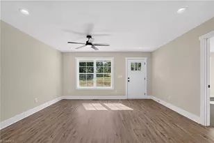 329 Lake Park Rd, Asheboro, NC 27205 - Photo 12
