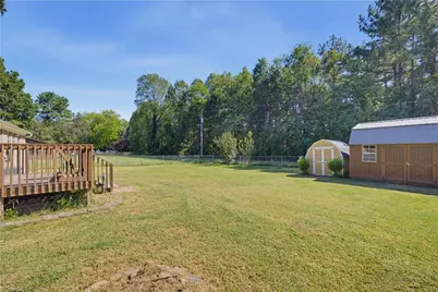 8009 Tam Oshanter Drive, Greensboro, NC 27409 - Photo 24