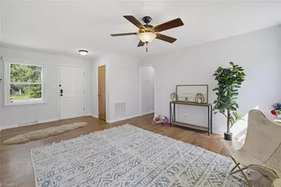 8009 Tam Oshanter Drive, Greensboro, NC 27409 - Photo 6