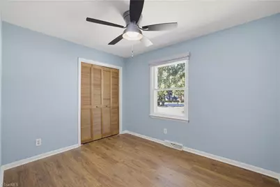 8009 Tam Oshanter Drive, Greensboro, NC 27409 - Photo 18