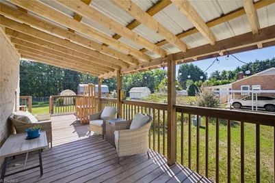 8009 Tam Oshanter Drive, Greensboro, NC 27409 - Photo 22