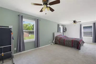 8009 Tam Oshanter Drive, Greensboro, NC 27409 - Photo 14