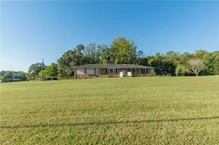1829 Hill Everhart Rd, Lexington, NC 27295 - Photo 2
