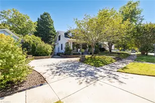 407 W Bessemer Ave, Greensboro, NC 27401 - Photo 36