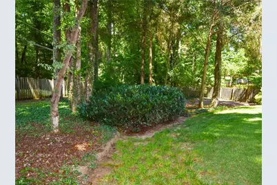4017 Preswick Court, High Point, NC 27265 - Photo 36