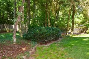 4017 Preswick Ct, High Point, NC 27265 - Photo 36