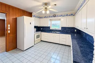 158 Border Ln, Pinnacle, NC 27043 - Photo 8