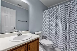 1903 Kildare Woods Dr, Greensboro, NC 27407 - Photo 20