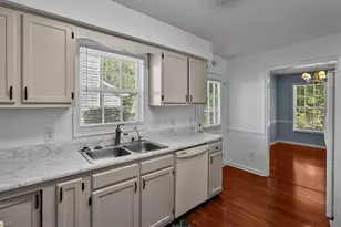 1903 Kildare Woods Dr, Greensboro, NC 27407 - Photo 4