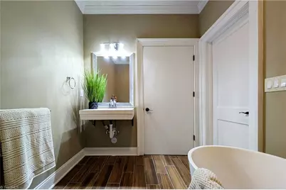3606 Country Club Road, Winston-Salem, NC 27104 - Photo 24
