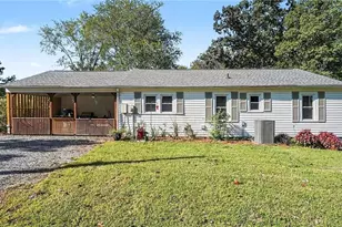 292 Leonard Dr, Thomasville, NC 27360 - Photo 2