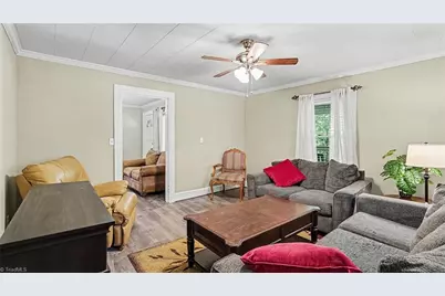 292 Leonard Drive, Thomasville, NC 27360 - Photo 8