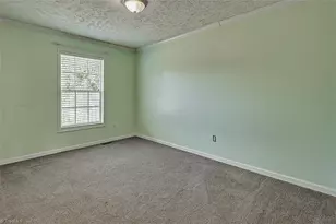 3242 Creekridge Country Rd, Randleman, NC 27317 - Photo 34