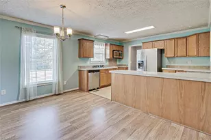 3242 Creekridge Country Rd, Randleman, NC 27317 - Photo 8