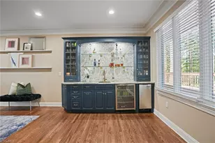 3301 Forsyth Dr, Greensboro, NC 27407 - Photo 10