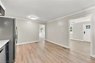 570 Smith Edwards Rd, Kernersville, NC 27284 - Photo 8