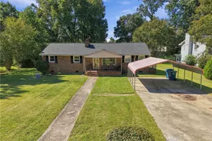 1612 Brannock Dr, Greensboro, NC 27406 - Photo 2