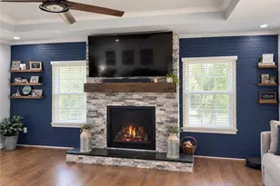 1013 Brookhaven Ln, Yadkinville, NC 27055 - Photo 2