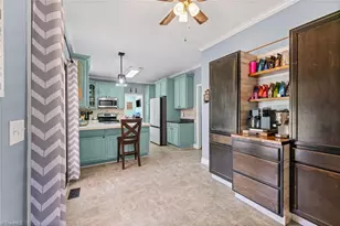 1013 Brookhaven Ln, Yadkinville, NC 27055 - Photo 12
